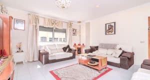 appartamento in vendita in calle hawai nella zona el tablero con 4 camere e 2 bagni