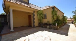 Villa di Lusso con piscina privata e garage in vendita a maspalomas in gran canaria