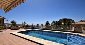 Villa di Lusso con piscina privata e garage in vendita a maspalomas in gran canaria