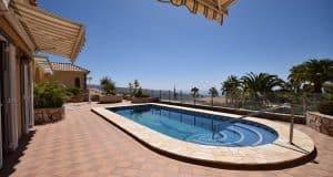 Villa di Lusso con piscina privata e garage in vendita a maspalomas in gran canaria
