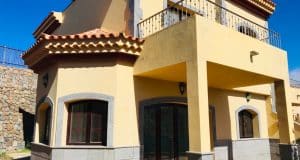Villa pignorata in vendita a salobre golf zona maspalomas con piscina comunitaria posto auto in garage e giardino privato