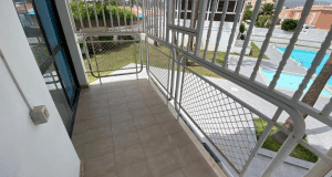 Appartamentoin vendita a playa de ingles con 4 camere 2 bagni cucina ripostiglio e posto auto