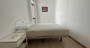 Appartamentoin vendita a playa de ingles con 4 camere 2 bagni cucina ripostiglio e posto auto