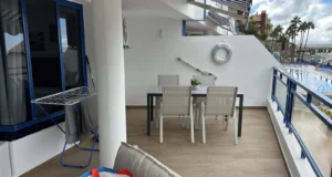 Apartment for sale in Vista Taurito with modern bathroom and walk-in shower